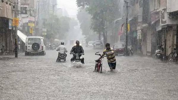  மழைக்காலம் 