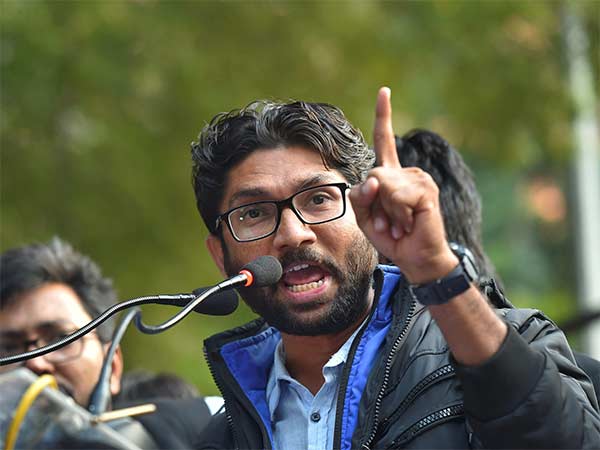  ஏன் கைது? 