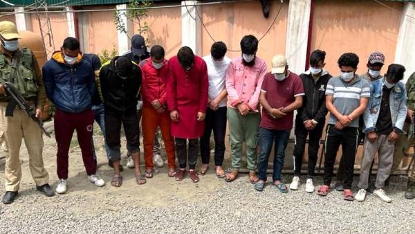 13 பேர் கைது 