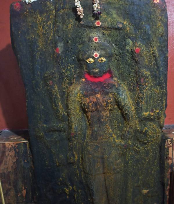 கால்களில் சிலம்பு 