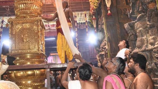  மீனாட்சி அம்மன் பட்டாபிஷேகம் 