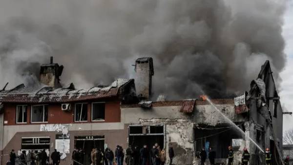 கடும் போராட்டம் 