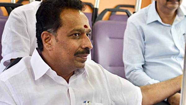 அமைச்சரின் ஆதரவாளருக்கு ஒப்பந்தம் 