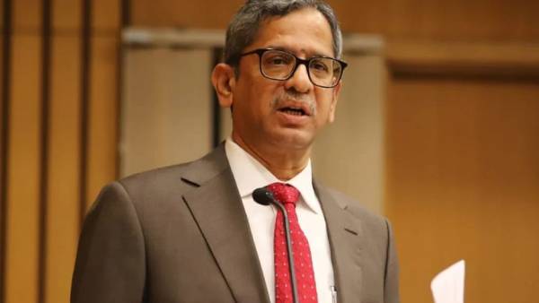 ஆங்கிலேயர் காலத்திலேயே போலீஸ் இப்படிதான் ஆங்கிலேயர் காலத்திலேயே போலீஸ் இப்படிதான்