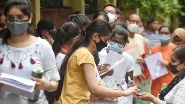  மே மாதம் நீட் பிஜி தேர்வு 