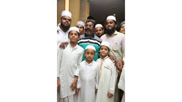 இஃப்தார் நிகழ்ச்சி 