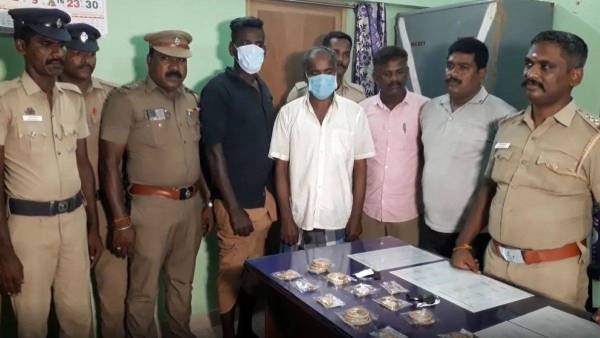 டெம்போ டிராவலர் டெம்போ டிராவலர்