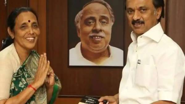 மாவட்டச் செயலாளர்கள் 