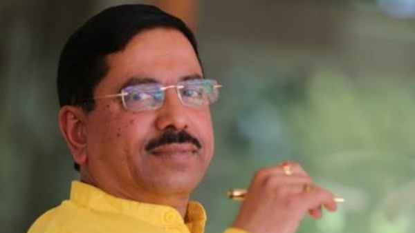 அமைச்சர் பிரஹலாத் ஜோஷி 