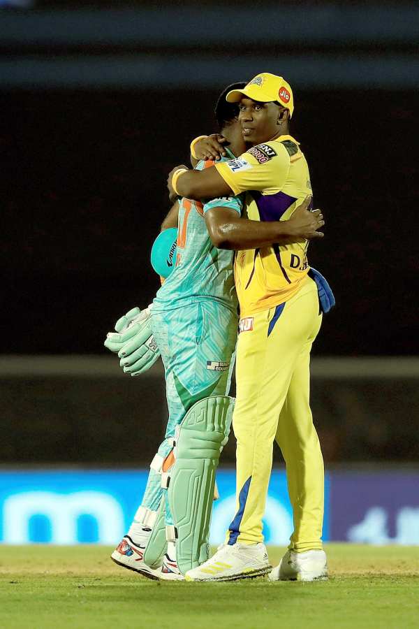 பனி - கேட்ச் விட்டனர் 