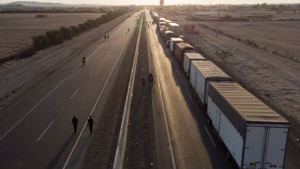 ஊரடங்கு அமல்