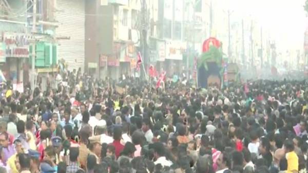 சிரமத்தில் குடும்பம் 