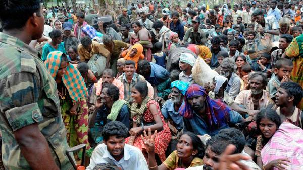 21 பேர் அகதிகளாக வந்தனர் 