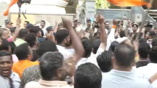 நோட்டீஸ் வழங்கல் நோட்டீஸ் வழங்கல்