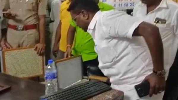 பேரூராட்சி தலைவர் அனுமதி? பேரூராட்சி தலைவர் அனுமதி?