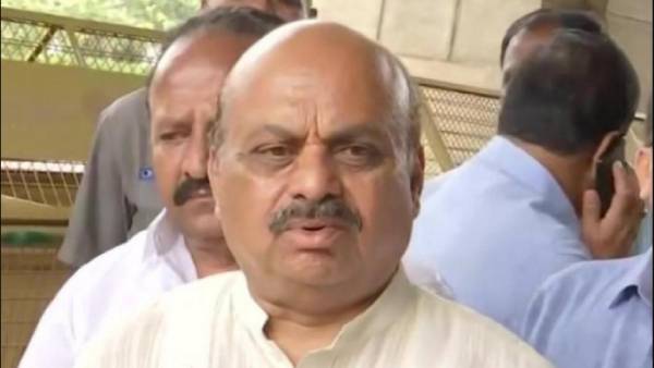 காங்கிரசுக்கு பதில் காங்கிரசுக்கு பதில்