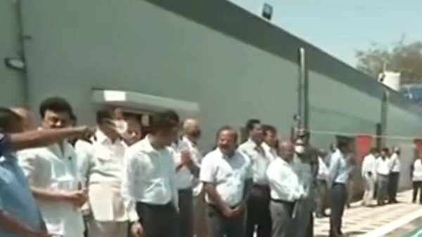 கெஜ்ரிவால் கெஜ்ரிவால்