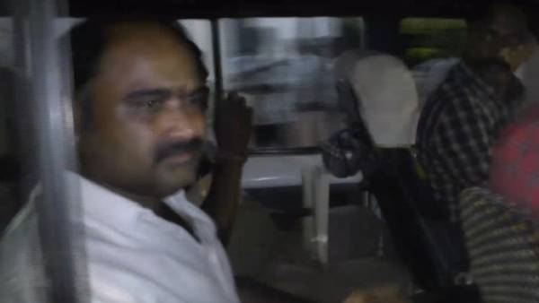 கருப்பையா அளித்த புகார் கருப்பையா அளித்த புகார்