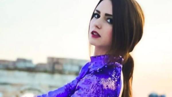 சுத்தியால் அடித்து கொன்ற காதலன் சுத்தியால் அடித்து கொன்ற காதலன்