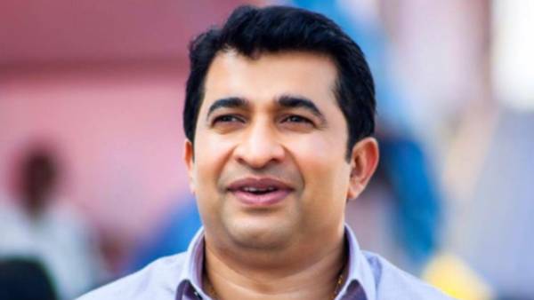 அமைச்சர் ரோஷன் ரணசிங்கே அமைச்சர் ரோஷன் ரணசிங்கே