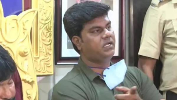 உயிரிழந்தார்