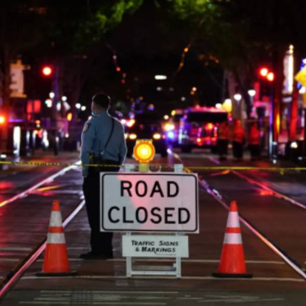  அமெரிக்கா துப்பாக்கிச் சூடு