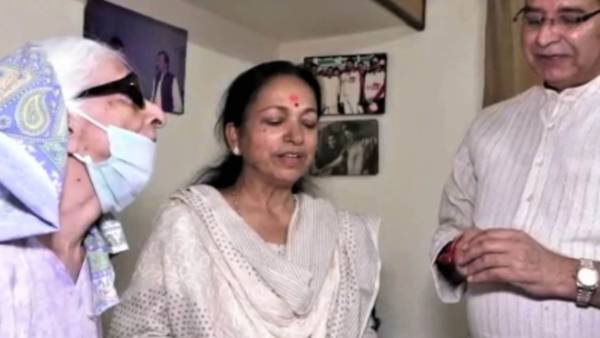 மூதாட்டி விளக்கம் மூதாட்டி விளக்கம்