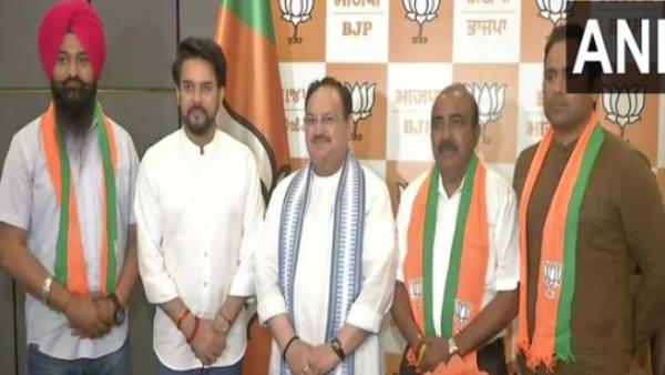 பாஜகவில் இணைந்த தலைவர்கள் 