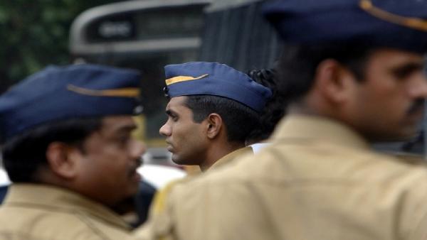 வழக்குப்பதிவு செய்ய போலீஸ் மறுப்பு 