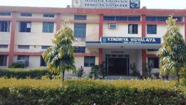 எம்.பிக்கள் பரிந்துரை இடங்கள் எம்.பிக்கள் பரிந்துரை இடங்கள்