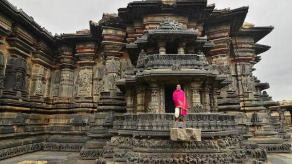 பிரசித்தி பெற்ற தேரோட்டம் பிரசித்தி பெற்ற தேரோட்டம்