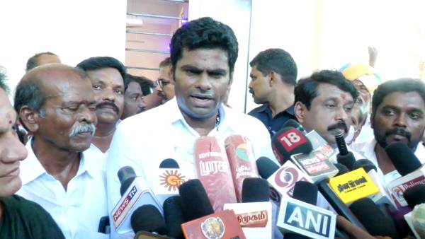  தமிழ் மொழி