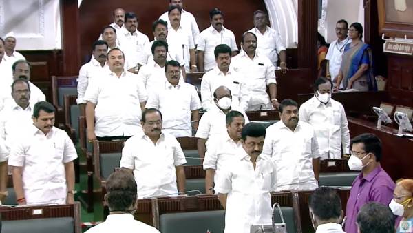 சர்வதேச போட்டிகளில் பதக்கம் சர்வதேச போட்டிகளில் பதக்கம்