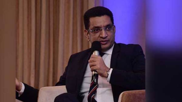 பணமின்றி தவிக்கும் இலங்கை பணமின்றி தவிக்கும் இலங்கை