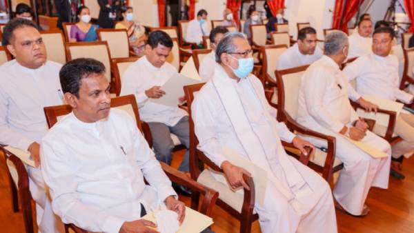 மக்கள் ஆதரவு கிடைக்குமா 