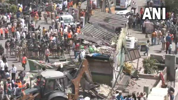 ஏழைகள் ஏழைகள்