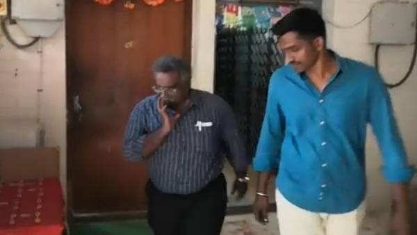 குற்றம்சாட்டப்பட்ட பேராசிரியர் 