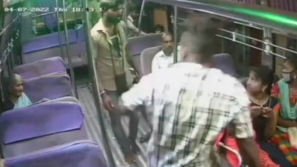 அரிவாள் வெட்டு 