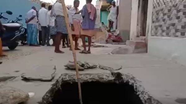 நகராட்சி அதிகாரிகளிடம் ஆவேசம் 