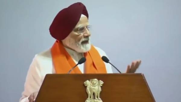 சிவப்பு கலர் டர்பன் 