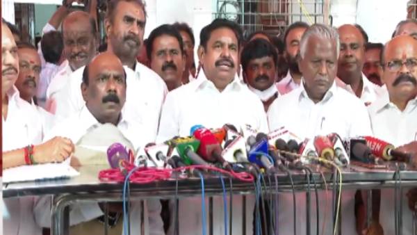 திட்டமிட்டு குற்றம் சாட்டுகிறார் 