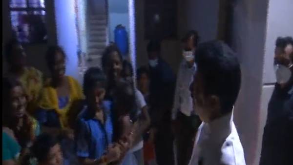 தேனி கார் 