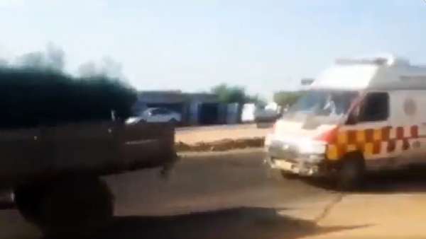 Ambulance carrying patient runs out of fuel midway in Uttar Pradesh Ambulance carrying patient runs out of fuel midway in Uttar Pradesh