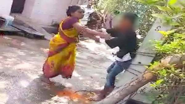 தெலுங்கானாவில் சிறுவனுக்கு போதை பழக்கம் தெலுங்கானாவில் சிறுவனுக்கு போதை பழக்கம்
