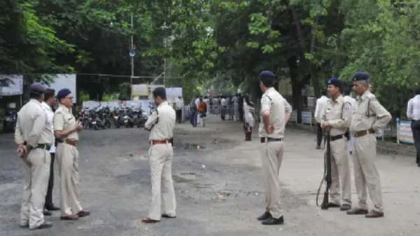 அத்துமீறல் 