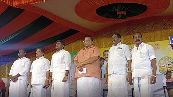 வேலை நடக்காது 