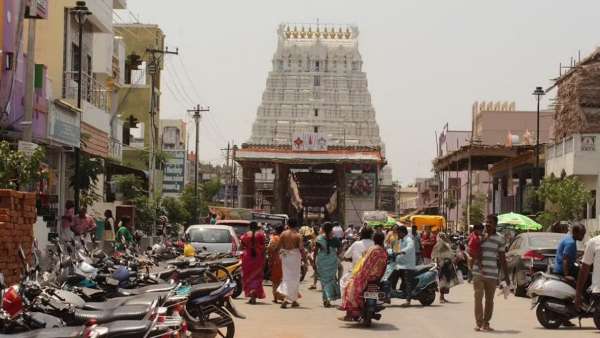 வடகலை தென்கலை வித்தியாசம் வடகலை தென்கலை வித்தியாசம்