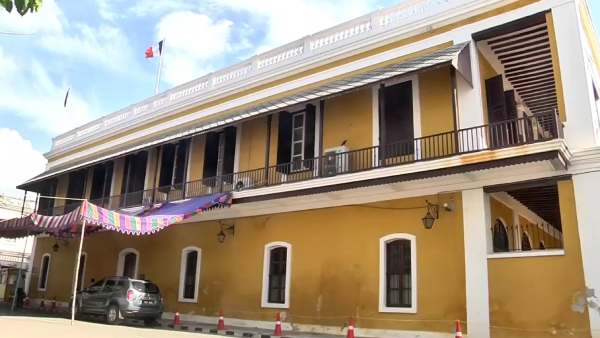 புதுச்சேரியில் ஆர்வத்தோடு வாக்குப்பதிவு 