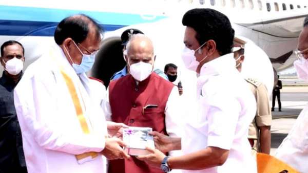 ஸ்டாலினுக்கு பாராட்டு 