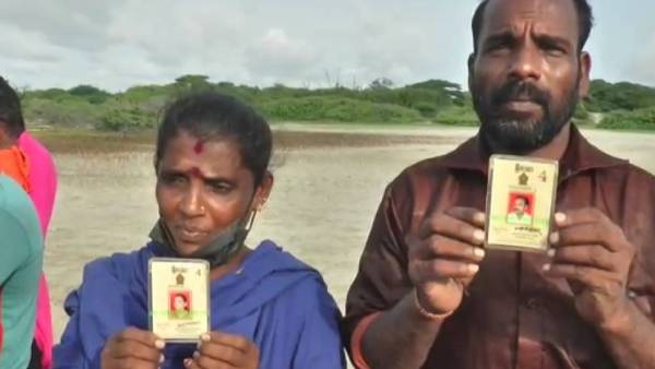 15 இலங்கை தமிழர்கள் வருகை 